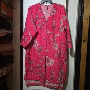 Ethnic by Outfitters Women's Pink Floral Printed High-Low Tunic Top Size Large